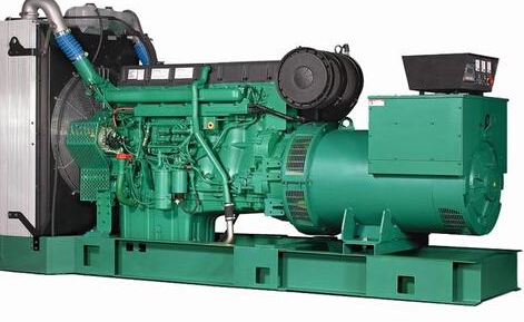 马山发电机除垢后需要用清水冲洗水冷式机油散热器几次？
